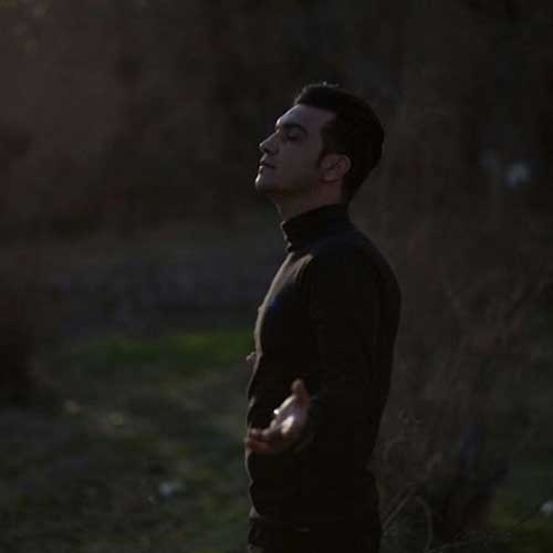 Alireza Roozegar Shabe Fiiroozeyi - دانلود آهنگ جدید علیرضا روزگار به نام شب فیروزه ای
